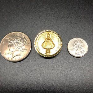 Vintage Catholic Jesus Infant of Prague gold Tone Medal